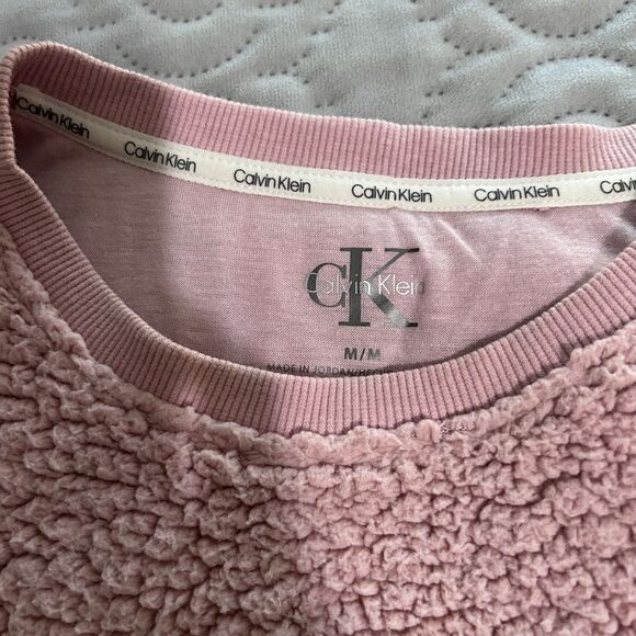 Calvin Klein Sherpa Pull Over - Picture 3 of 3